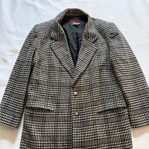 Classic Black and White Houndstooth Blazer